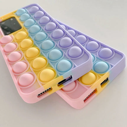 Samsung Galaxy A13 (4G) Pop It Hoesje - Silicone Bubble Toy Case Anti Stress Cover Regenboog