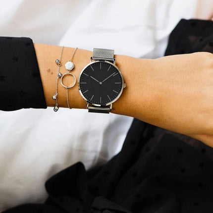Minimalistisch Horloge voor Dames - Modieus Kwarts Uurwerk Leer Bandje Zwart Wit