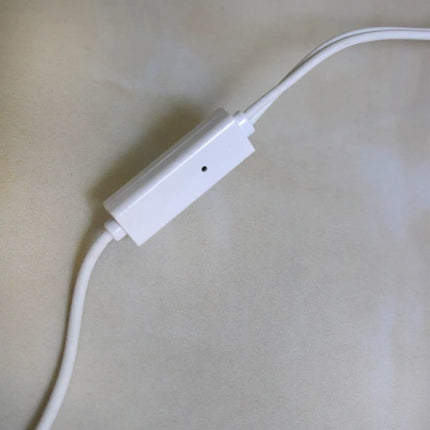 Y6 Wired Earphones Oortjes Ecouteur Oortelefoon met Microfoon Wit