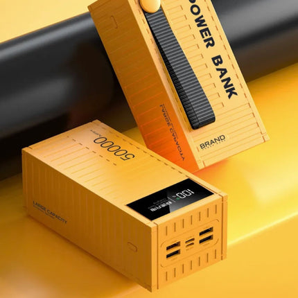50.000mAh Powerbank met 4 Oplaadpoorten - LED Display - 66W Batterij Oplader Geel