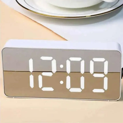 Spiegel Alarm Klok - LED Snooze Wekker Nachtlampje - Wit