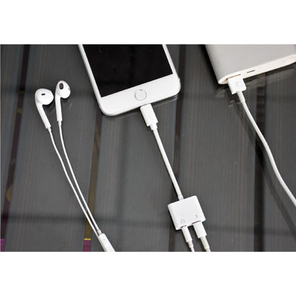 iPhone Lightning Oplader & AUX Splitter - Headphone Audio Splitter Adapter Wit