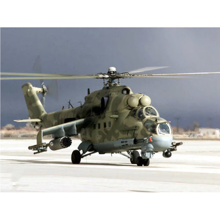 1:48 Schaal Mil Mi-24P Hind Gevechtshelikopter - Bouwkit Russische Leger Helikopter Plastic Hobby Doe-het-zelf Model 80311