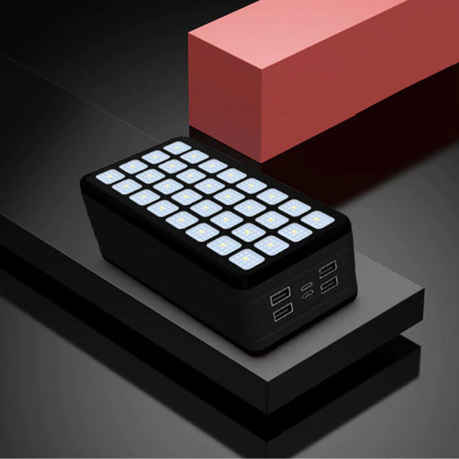 99.000mAh Powerbank met 4 Poorten - Ingebouwde Zaklamp - Externe Noodaccu Batterij Oplader Charger Zwart